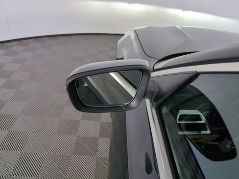 Used 2025 BMW 330i Sedan w/ Convenience Package image 19