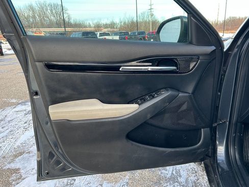 Used 2021 Kia Seltos EX image 16