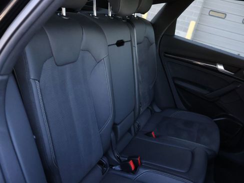 Used 2022 Audi SQ5 Prestige image 13