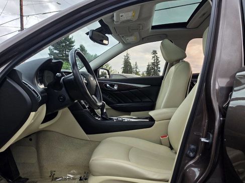 Used 2014 INFINITI Q50 Premium w/ Deluxe Touring Package AWD/4WD image 14