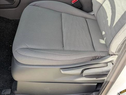 New 2025 Nissan Frontier S image 4