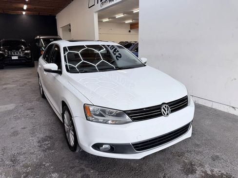 Used 2014 Volkswagen Jetta TDI image 2