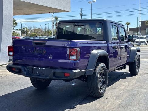 New 2026 Jeep Gladiator Sport image 5