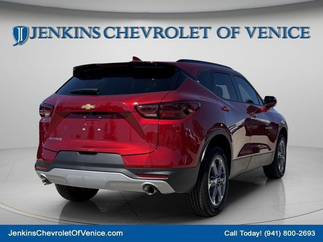 New 2026 Chevrolet Blazer LT w/ Convenience Package FWD image 4