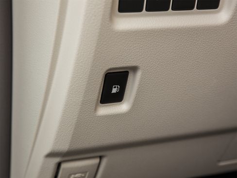 Used 2014 Lexus GX 460 AWD/4WD image 23