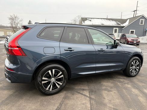 Used 2024 Volvo XC60 B5 Core image 5