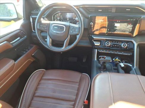 New 2025 GMC Sierra 1500 Denali Ultimate image 15