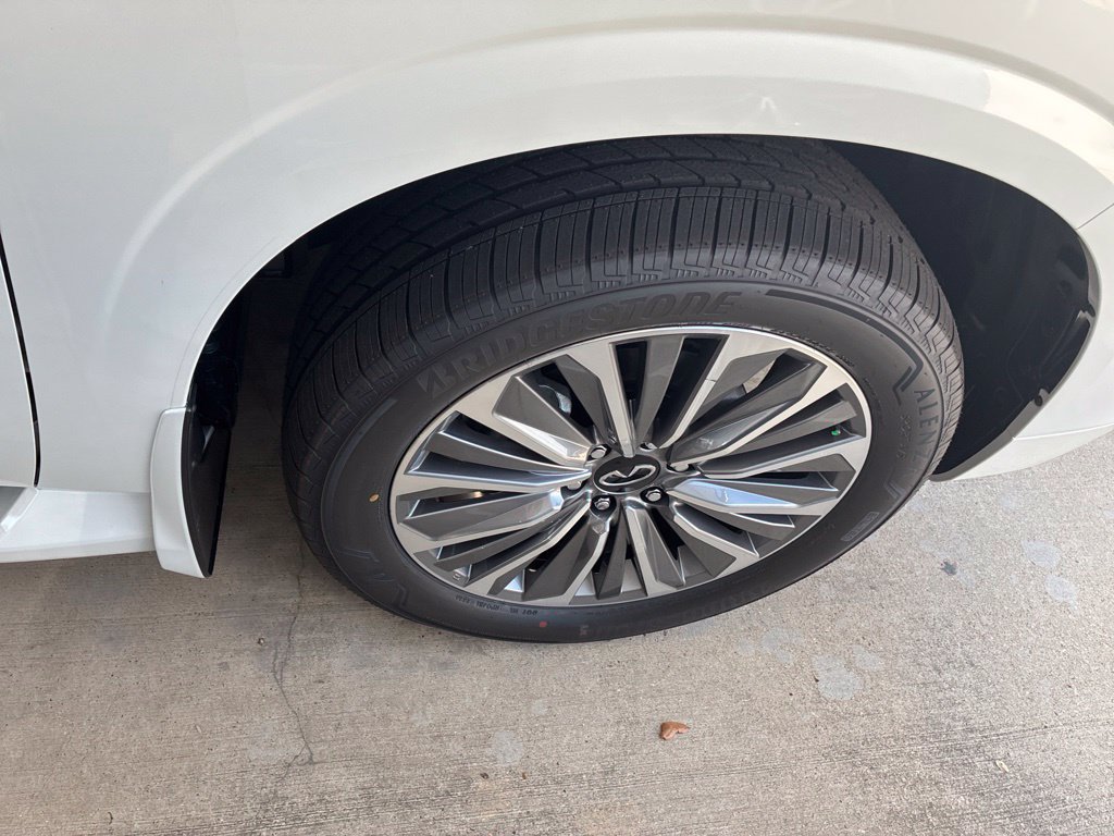 New 2027 INFINITI QX80 Luxe w/ Cargo Package RWD image 21