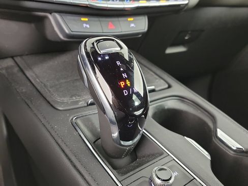 Used 2023 Cadillac XT4 Sport FWD image 28