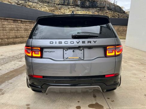 Used 2025 Land Rover Discovery Sport Dynamic SE image 4
