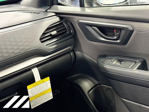 New 2025 Subaru Forester Premium image 24