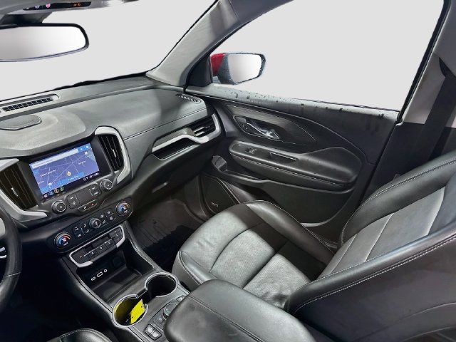 Used 2022 GMC Terrain SLT w/ Infotainment Package II FWD image 26