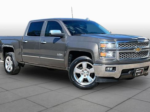 Used 2014 Chevrolet Silverado 1500 LT w/ Texas Edition, 1LT Trim RWD image 3