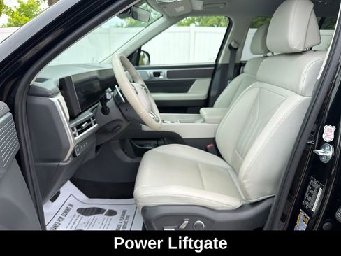 Used 2026 Hyundai Santa Fe SEL AWD/4WD image 11
