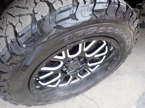 Used 2014 Ford F150 FX4 w/ Equipment Group 402A Luxury image 7