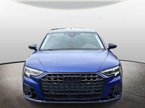 Used 2022 Audi S8 w/ S8 Comfort Plus Package AWD/4WD image 6