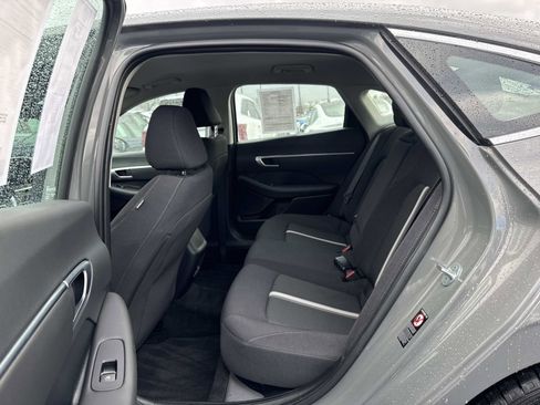 Used 2022 Hyundai Sonata SEL w/ Preferred Accessory Package image 22