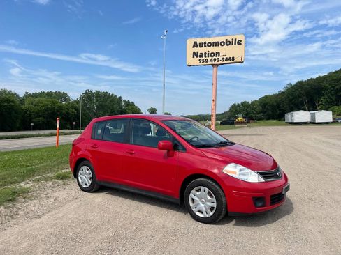 Used 2011 Nissan Versa 1.8 S w/ Plus Pkg image 12