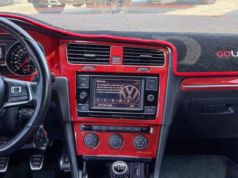 Used 2018 Volkswagen GTI S FWD image 17