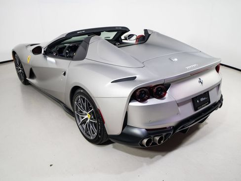 Certified 2022 Ferrari 812 GTS RWD image 8
