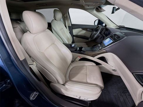 Used 2019 Lincoln Nautilus Reserve AWD/4WD image 31