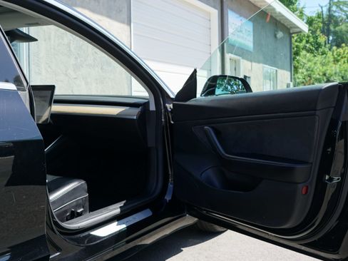 Used 2018 Tesla Model 3 Long Range RWD image 30