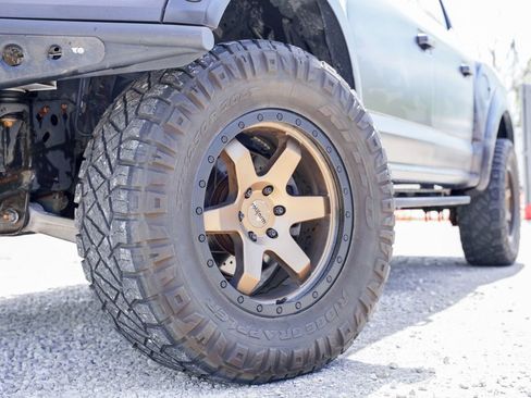 Used 2019 Ford F150 Raptor w/ Equipment Group 802A Luxury AWD/4WD image 6