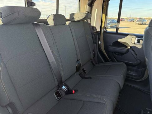 New 2026 Jeep Gladiator Sport image 22