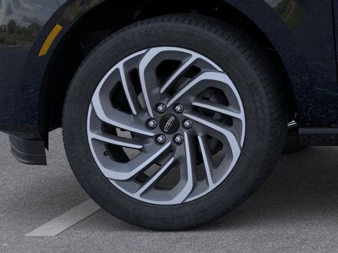 New 2026 Lincoln Navigator L Reserve AWD/4WD image 19
