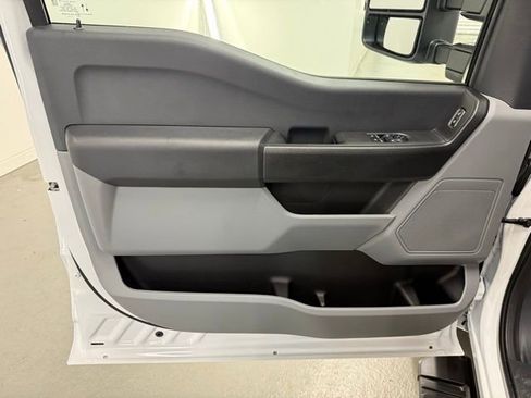 New 2025 Ford F350 XL w/ XL Chrome Package image 13