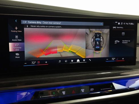 Used 2025 BMW 760i xDrive w/ Executive Package image 37