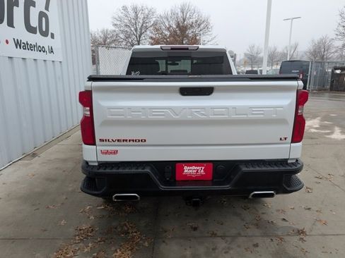 Used 2019 Chevrolet Silverado 1500 LT Trail Boss image 24