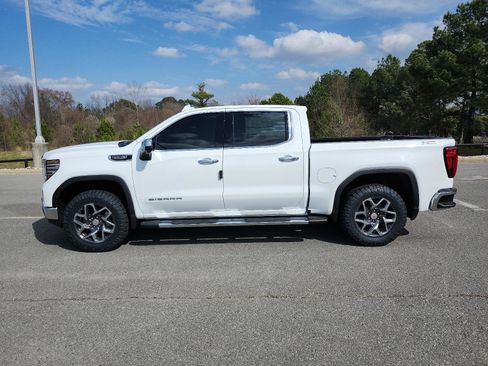 New 2026 GMC Sierra 1500 SLT w/ SLT Premium Plus Package image 2