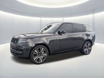 Used 2025 Land Rover Range Rover SE