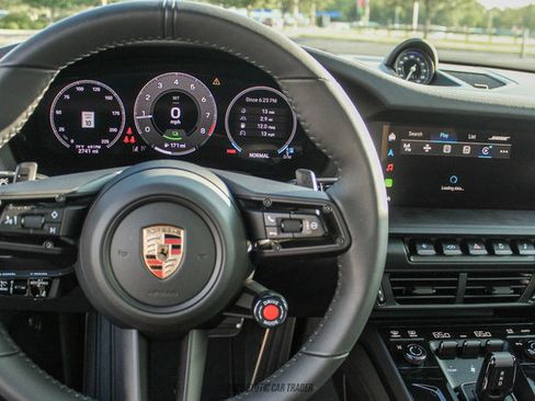 Used 2025 Porsche 911 Carrera 4 GTS AWD/4WD image 15