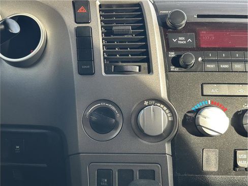 Used 2011 Toyota Tundra 4x4 Double Cab image 22