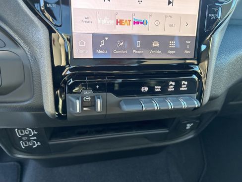 New 2026 RAM 2500 Tradesman AWD/4WD image 20