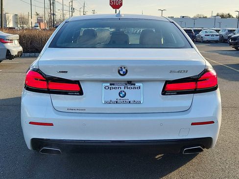 Certified 2023 BMW 540i xDrive w/ Premium Package image 5