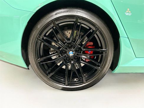 Used 2025 BMW M5 w/ Carbon Package image 36