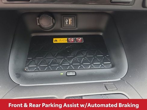 Used 2023 Toyota RAV4 XLE Premium image 28