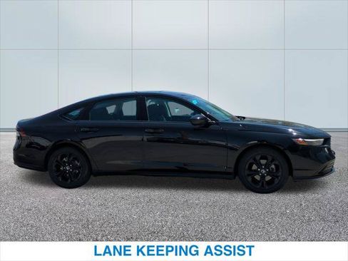 Used 2025 Honda Accord SE image 6