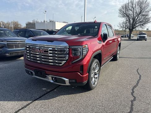 Used 2023 GMC Sierra 1500 Denali w/ Denali Reserve Package image 4