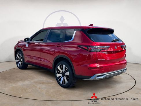 New 2026 Mitsubishi Outlander SE FWD image 5
