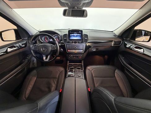 Used 2018 Mercedes-Benz GLS 550 4MATIC image 33