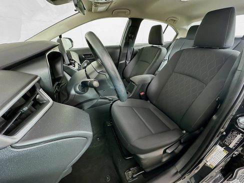 Used 2023 Toyota Corolla LE FWD image 13
