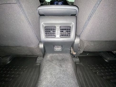 Used 2025 Toyota Camry LE w/ Convenience Package FWD image 28