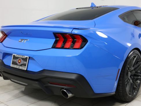Used 2024 Ford Mustang GT RWD image 39