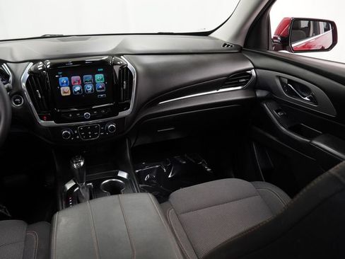 Used 2018 Chevrolet Traverse LT FWD image 17