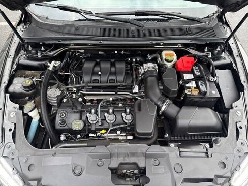 Used 2016 Ford Taurus SEL w/ Equipment Group 201A image 19