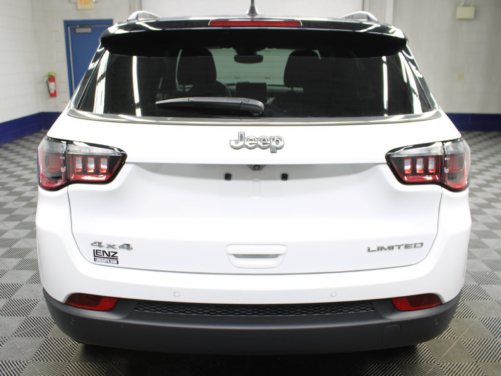 Used 2025 Jeep Compass Limited AWD/4WD image 38